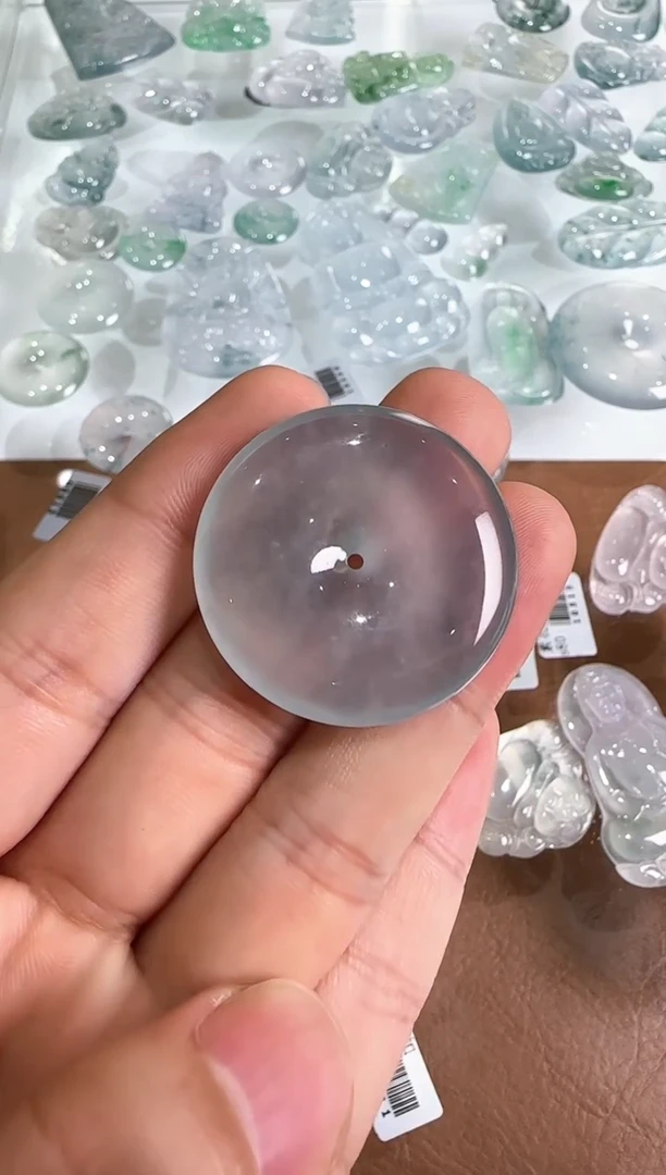 【闪购商品】翡翠吊坠(不含链)未镶嵌