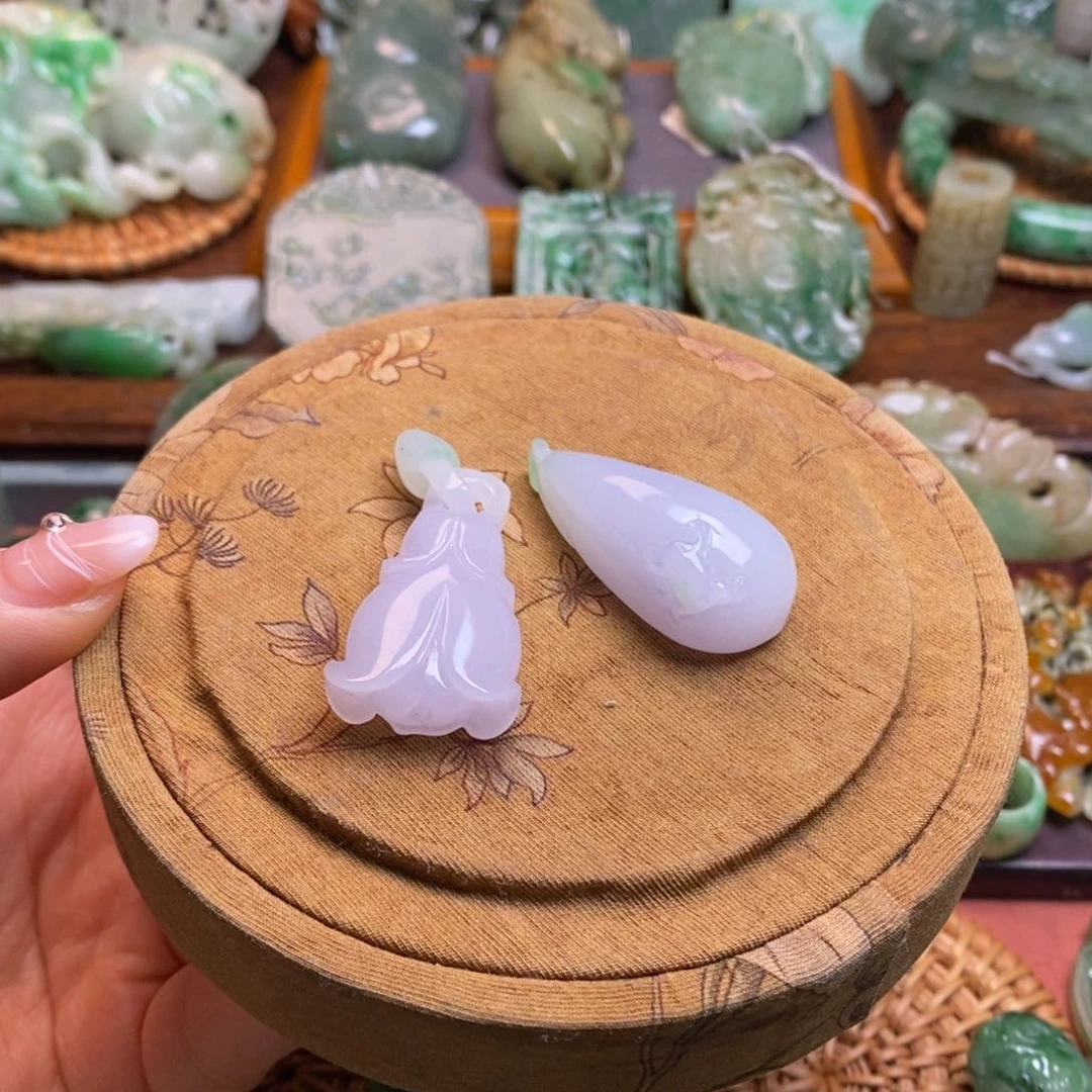 翡翠挂件未镶嵌明*