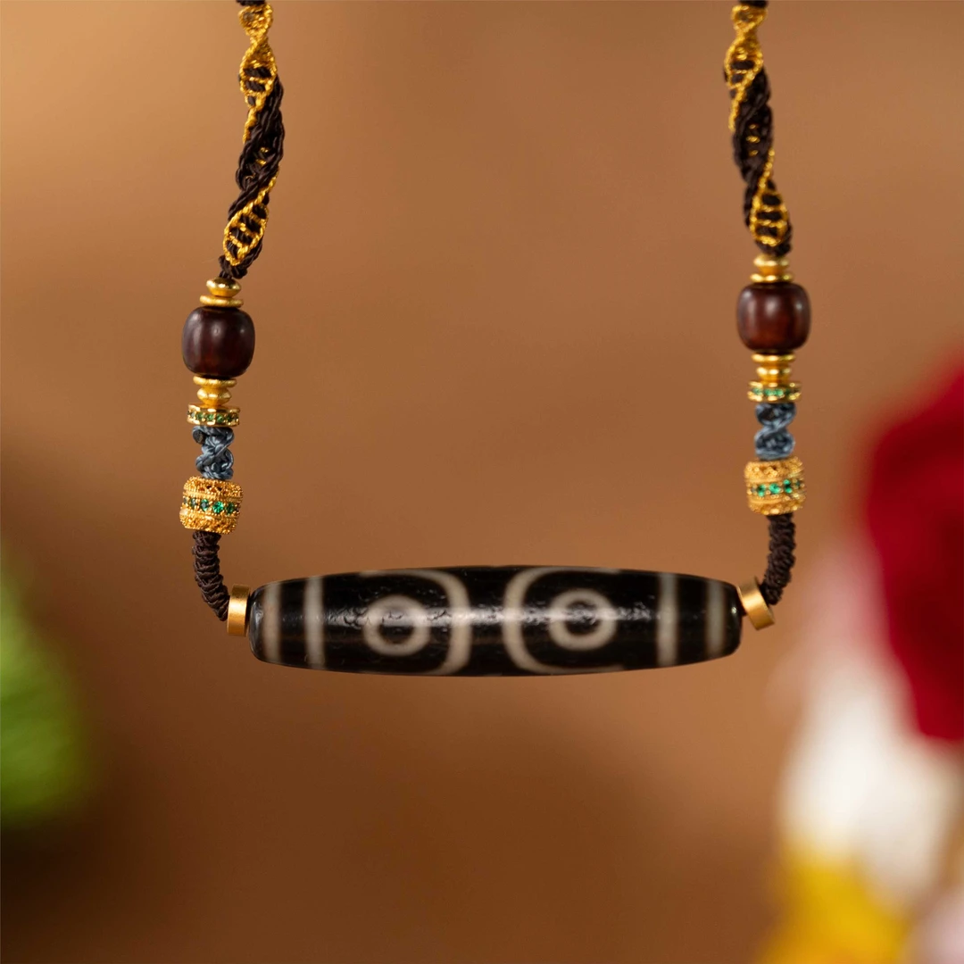 藏传玛瑙黑白三眼双天地八宝瓶莲师法帽珠珠编织绳百搭挂件项链O2