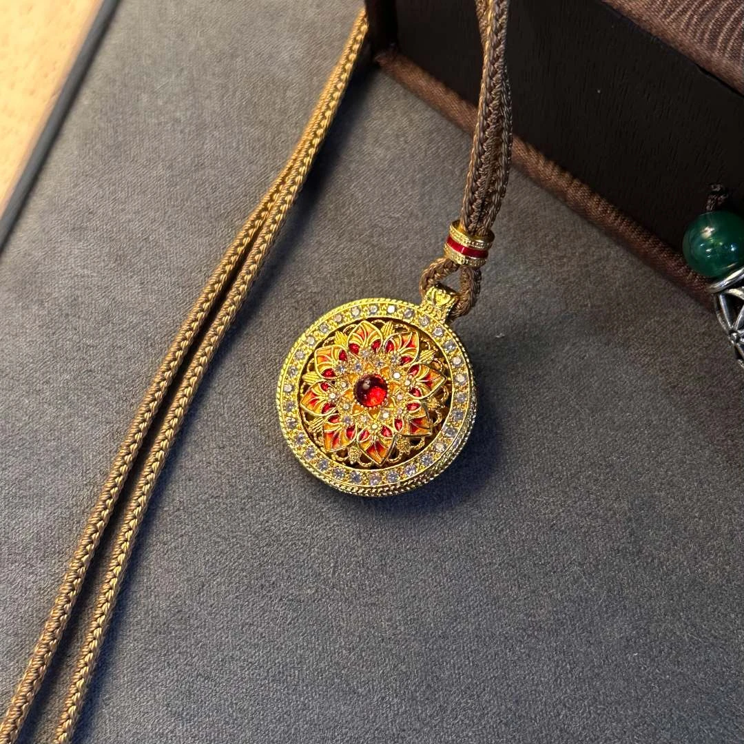 铜合金布艺项链 【玫瑰花窗】【520】红色太阳花圆盘项链