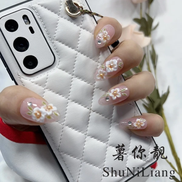 薯你靓【HZ047白茶】  品牌 原创设计 纯手工雕花穿戴甲