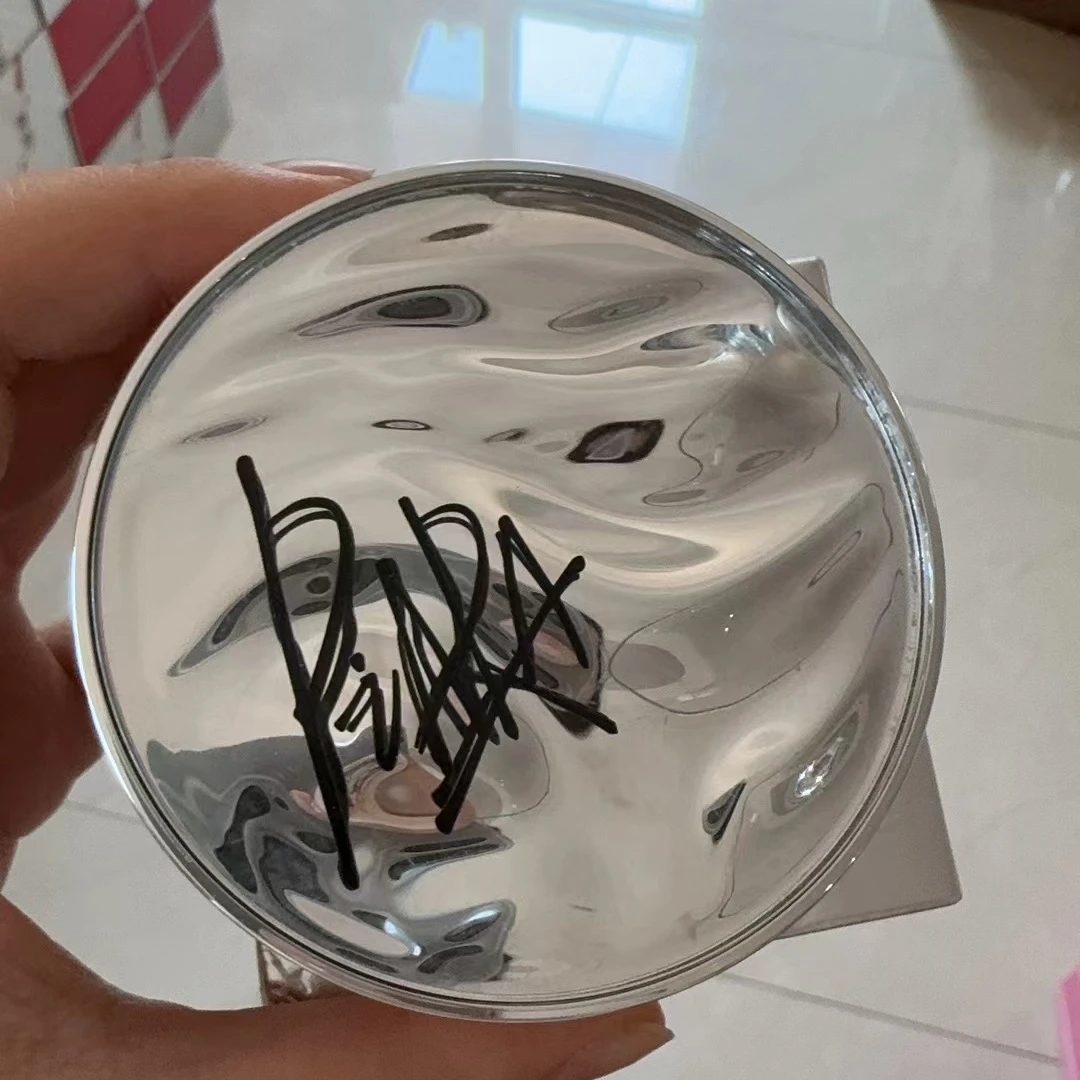 佩冉散粉轻薄透气