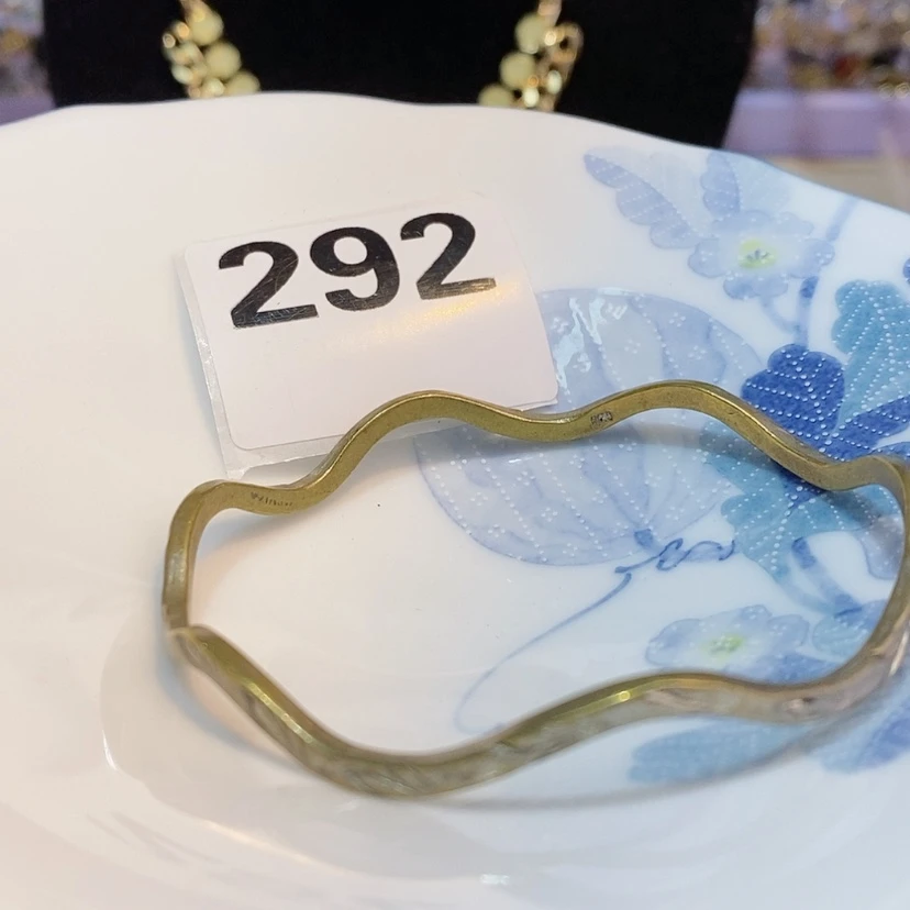 【闪购商品】琉璃颈饰小*人