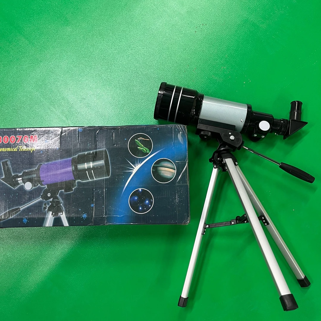 蓉欧云仓  户外天文望远镜高倍数