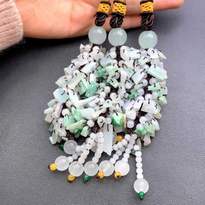 【闪购商品】翡翠吊坠(不含链)未镶嵌无证书 多样性发货一件