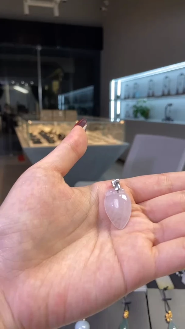 【闪购商品】翡翠颈饰银S925镶嵌福瓜