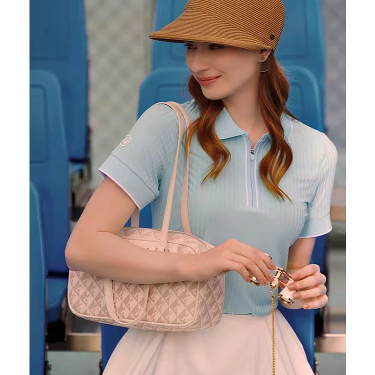 ELLE新款欧若风腋下包大容量保龄球包旅行多功能单肩包包23091