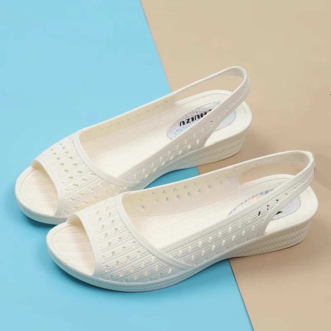 坡跟凉鞋女夏季鱼嘴白色护士鞋软底防滑塑料工作鞋雨天防水外穿女