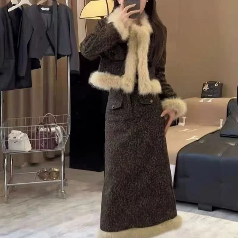 11075#毛毛厚款短款外套半身长裙套装两件套