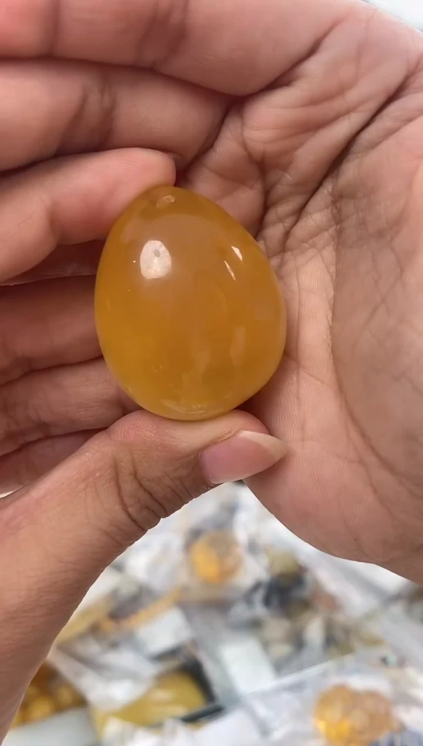 【闪购商品】琥珀裸石未镶嵌蜜蜡吊坠