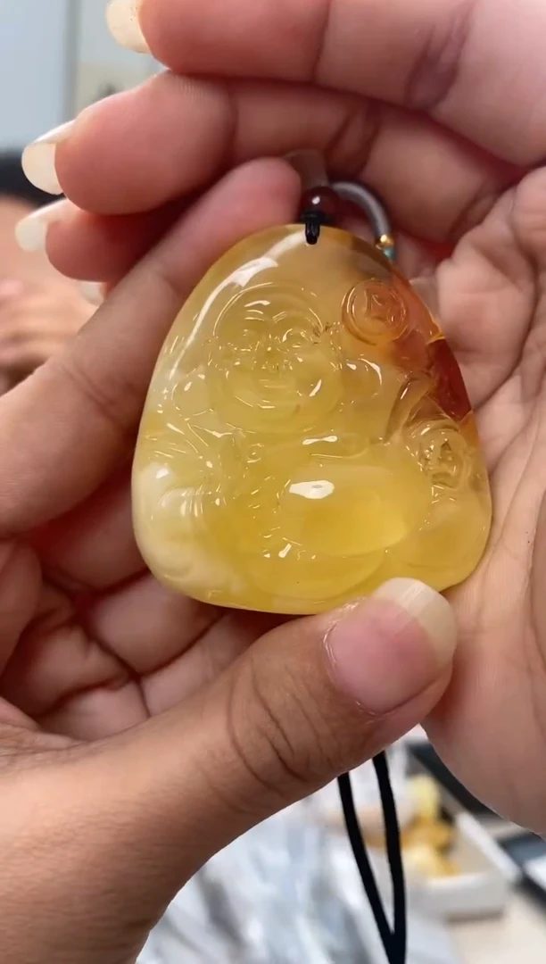 【闪购商品】琥珀裸石未镶嵌蜜蜡吊坠