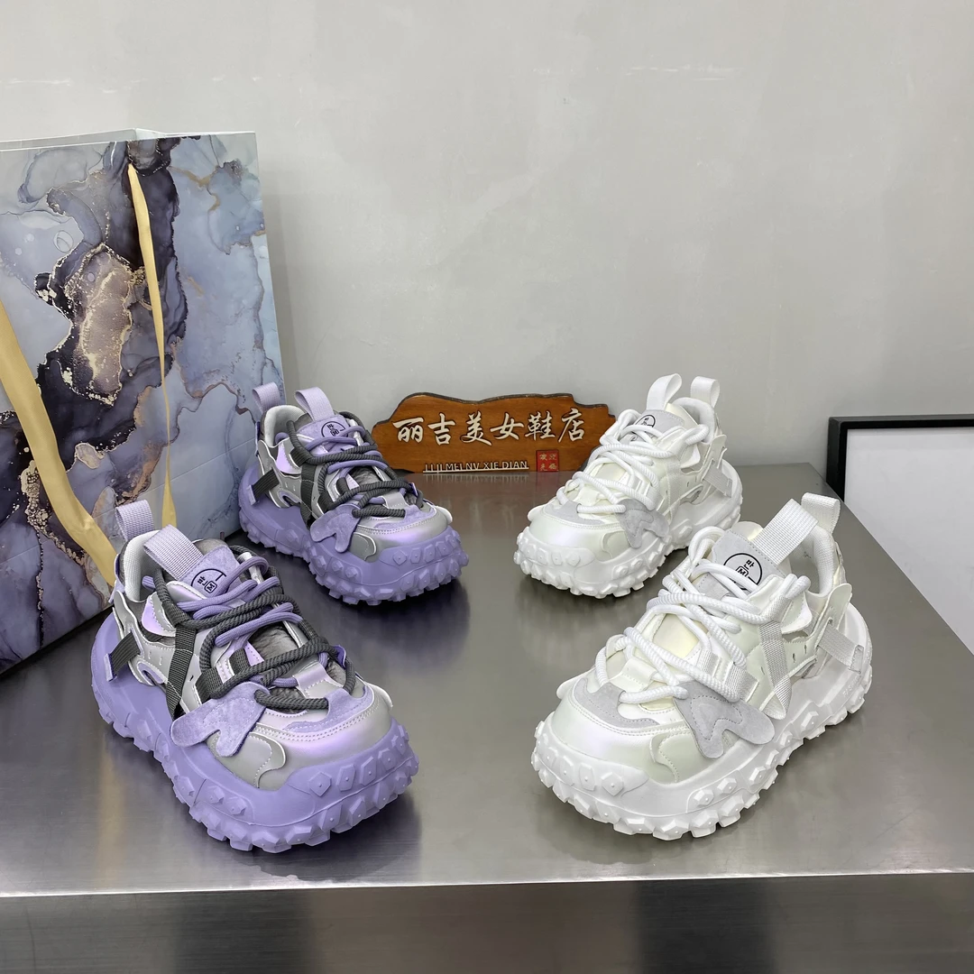 热门爆款老爹鞋2025早春新款透气轮胎厚底炫彩休闲运动小白鞋女鞋