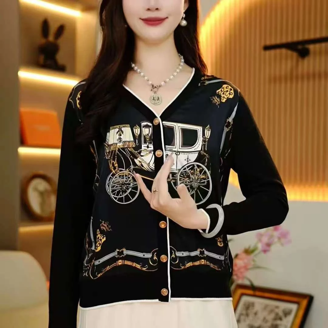 新品时尚百搭桑蚕丝印花女士休闲长袖开衫外套-金色马车