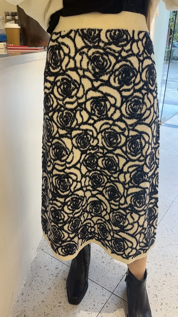 《上忆超舒服裙》YP冬季韩系穿搭小香风气质玫瑰花印花半裙A字裙