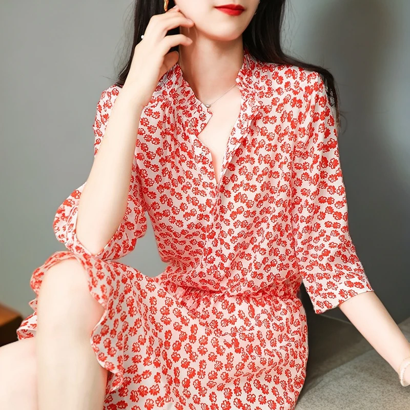 花裙子2025年新款女裙子气质显瘦减龄小众碎花连衣裙女洋气时尚