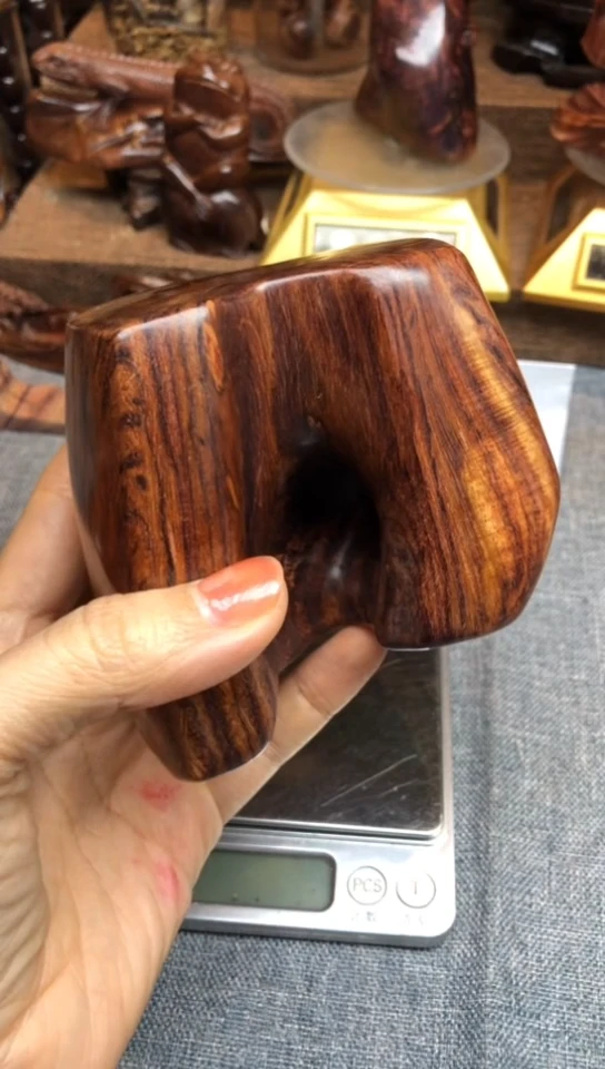 【闪购商品】降香黄檀其他海黄手把件3