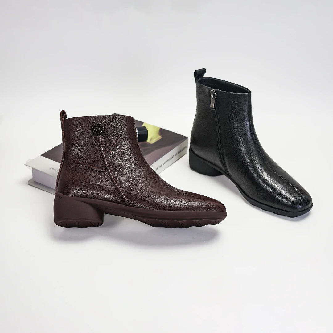 3CM低跟秋冬时装靴短靴百搭真皮复古粗跟舒适方头刺绣