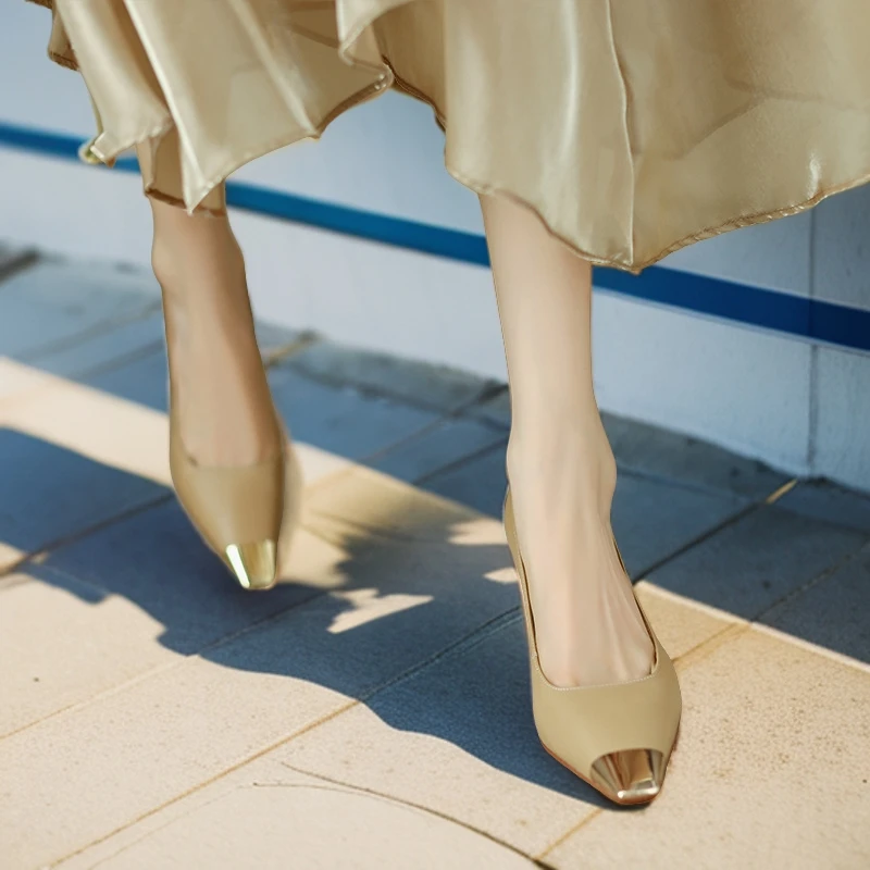 法式单鞋女细跟小众设计感时尚金属头方头软皮气质名媛浅口高跟鞋