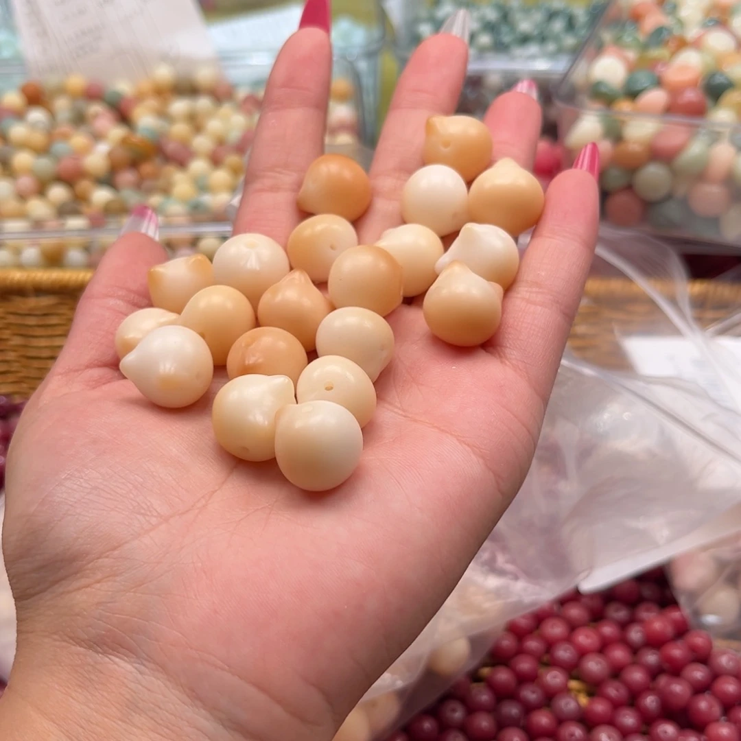 白玉菩提吊坠c15mm15+5…干磨石头料猫头
