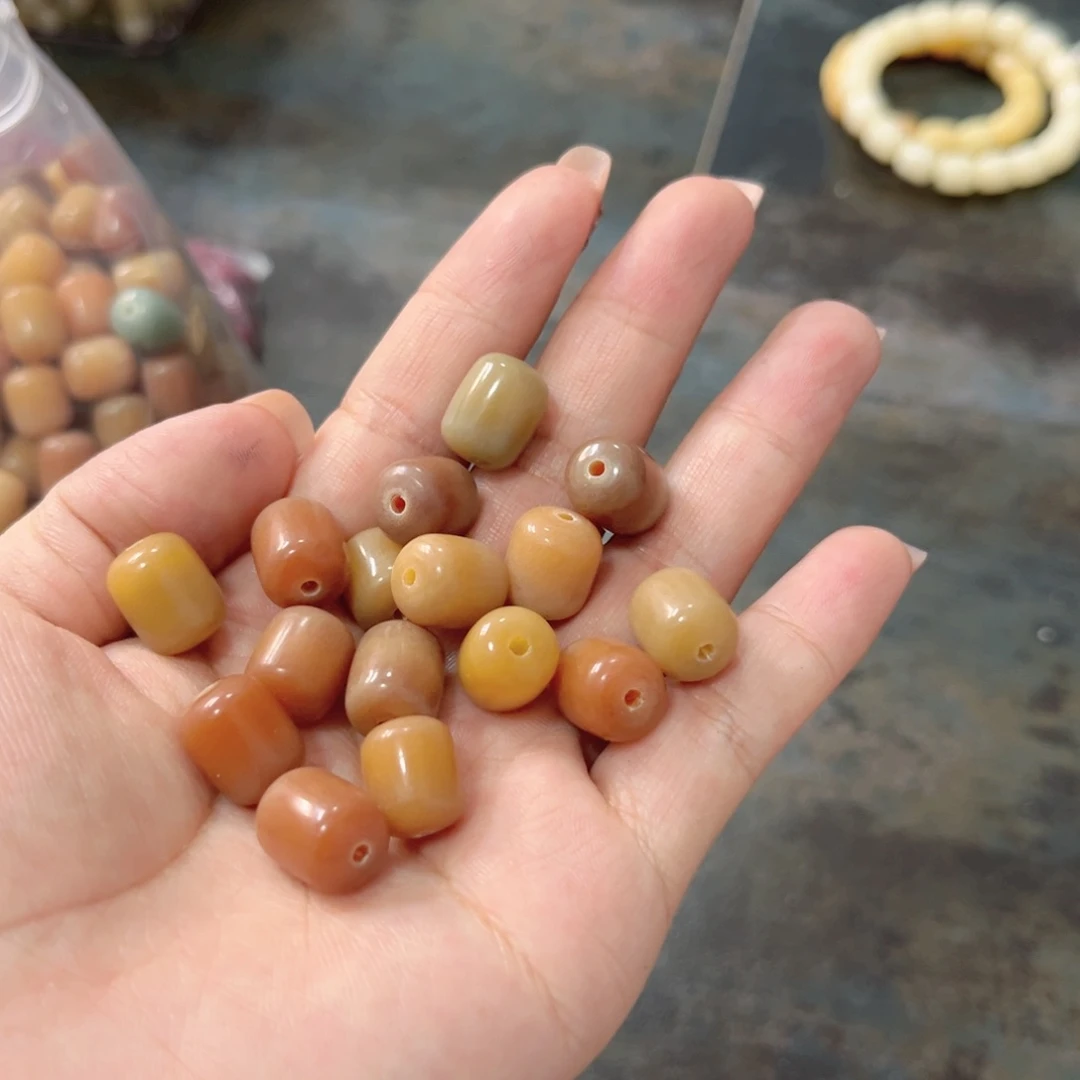 白玉菩提吊坠a10mm/30颗 橘调年糕