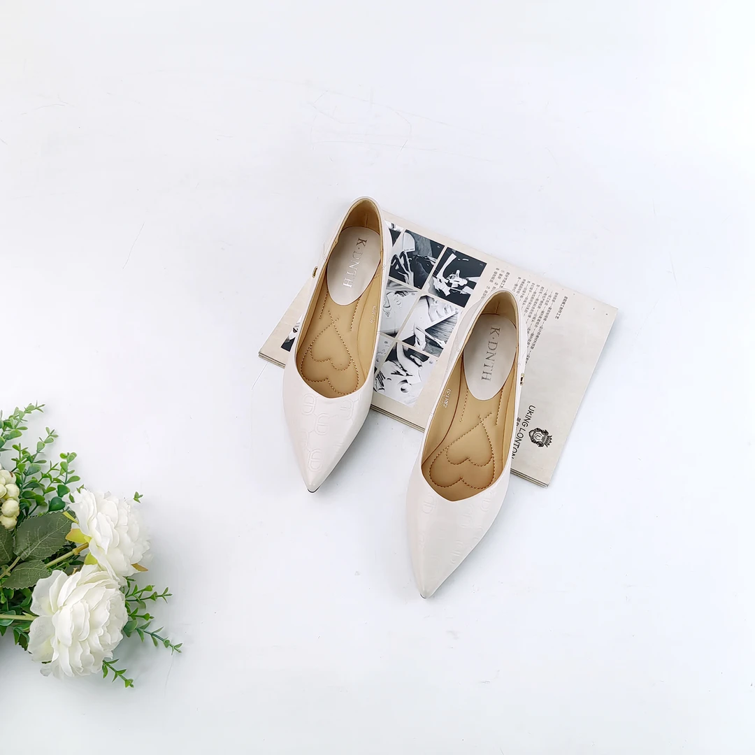 火爆新款时尚女鞋细跟真皮女鞋尖头单鞋春秋季浅口百搭-36948202