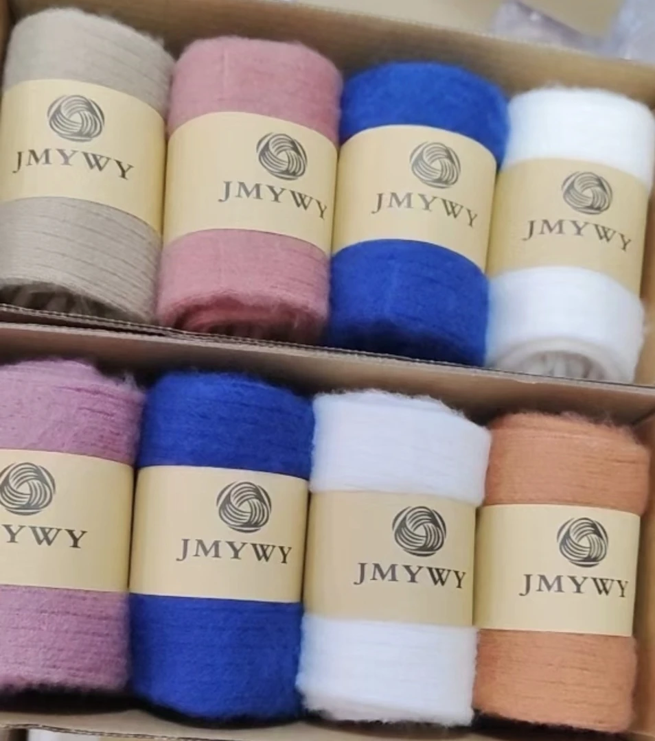 女款时尚保暖中筒加厚秋冬纯色羊毛袜