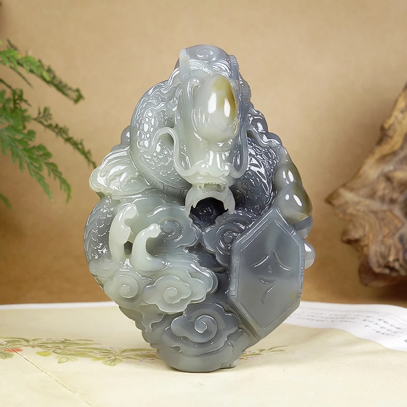 精品和田玉烟紫《龙行天下》龙把件410