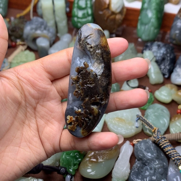 和田玉挂件未镶嵌