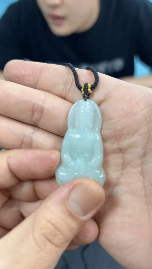 【闪购商品】翡翠颈饰未镶嵌观音