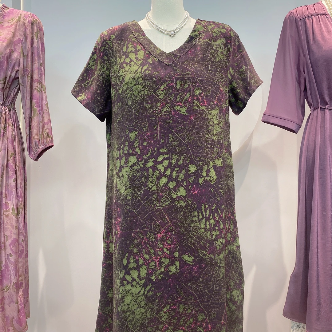 2051 夏季时尚洋气休闲显瘦遮肚子连衣裙