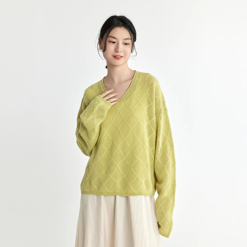 片断毛衣女新款v领镂空休闲通勤文艺软糯百搭套头上衣