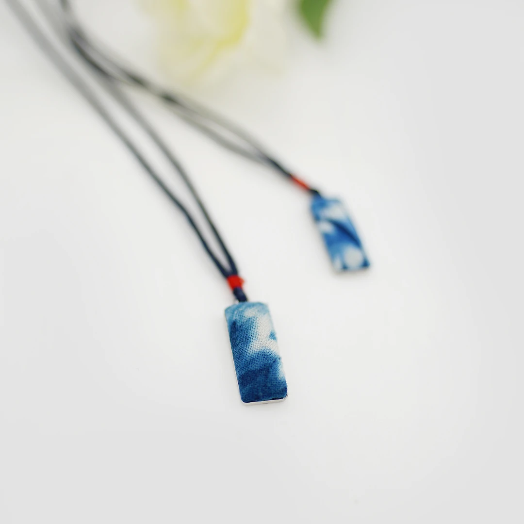 贺小黑手工民族风植物染吊坠扎染方牌子蓝染项链复古女毛衣链挂件