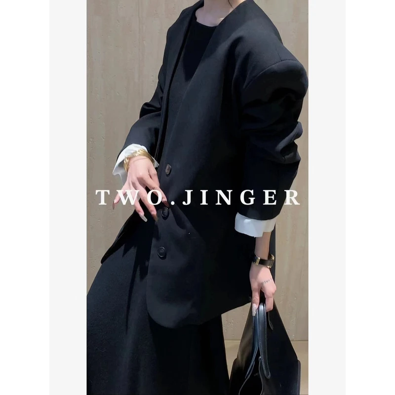 二静子 极简约静舍（木质女生）层次分明完美主义撞色西装 CX2588