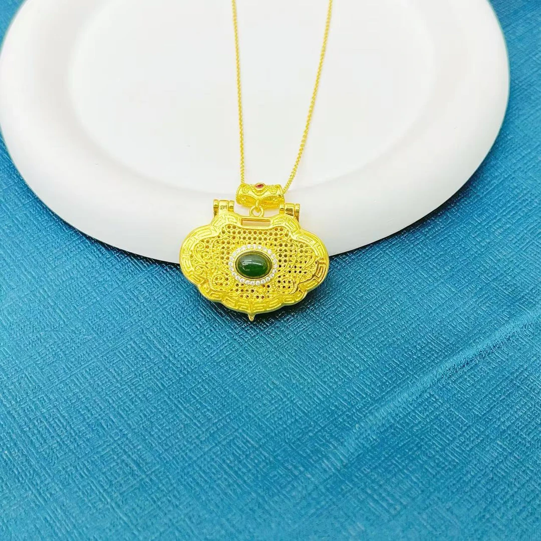 【杰哥专属】天然和田玉碧玉如意锁吊坠（标配证书）S85