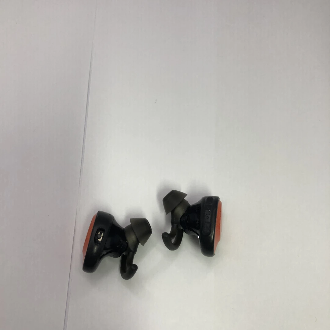 9新  外观差 Bose SoundSport Free单机 橙色蓝牙耳机/1032947