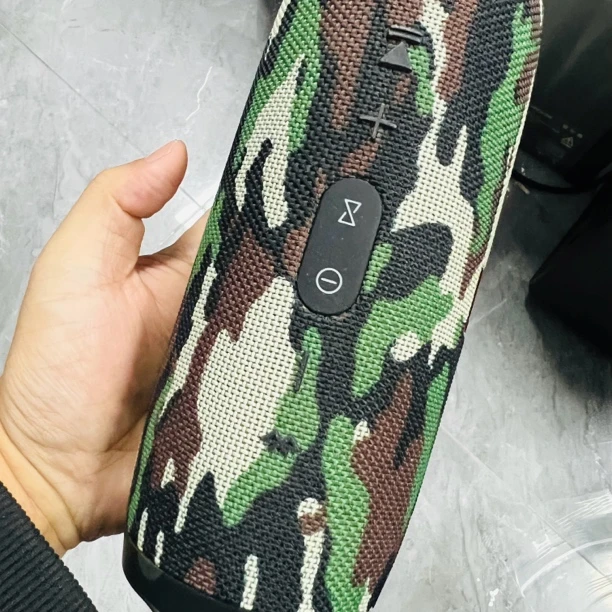 90新  JBL Charge3单机 迷彩色蓝牙音箱/1030529
