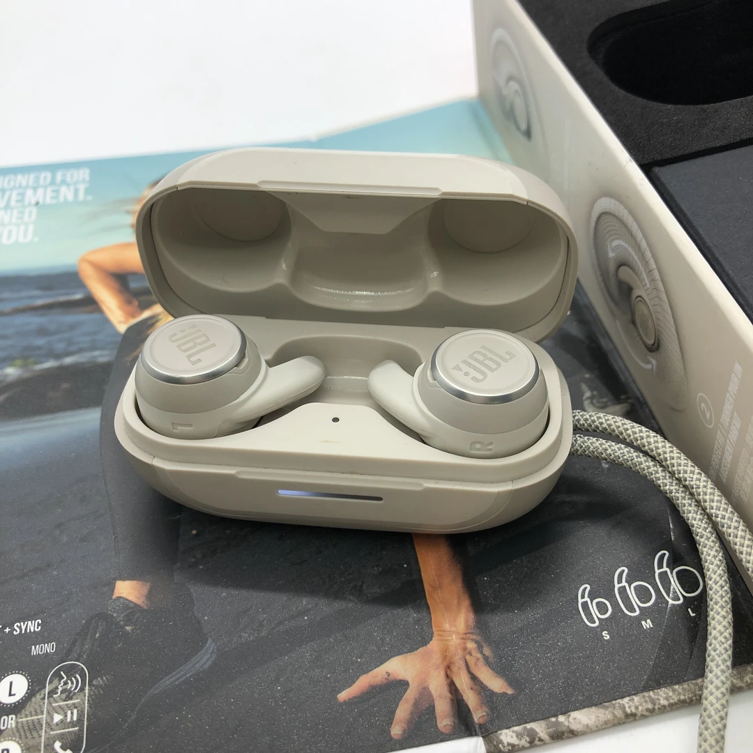95新  JBL REELCT MINI NC全套 白色蓝牙耳机/1030443