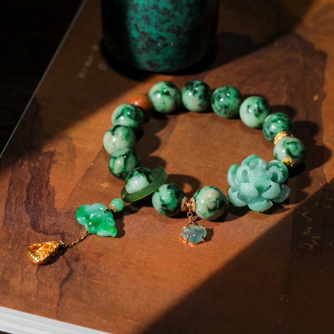 【意婵】天然高品老翡翠单圈雕祥云18K金和田玉配件-905706