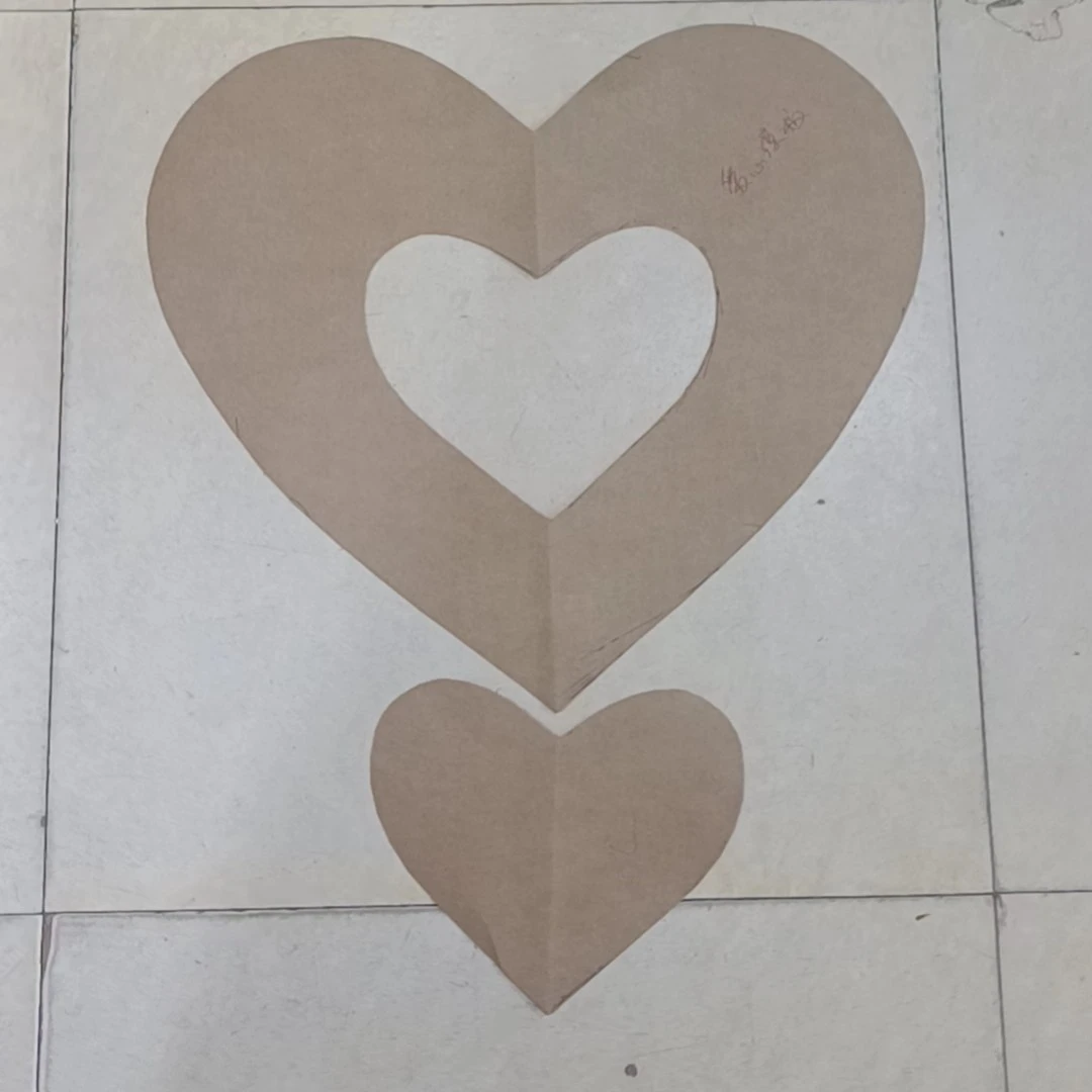 爱心装饰抱枕牛皮纸模板包邮到家