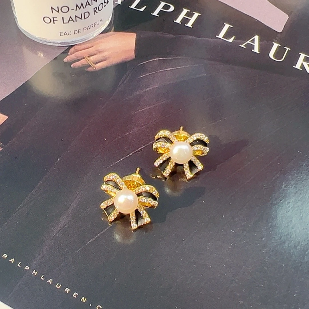 天然淡水珍珠耳饰- DSN设计师款时尚蝴蝶结耳环（1029）