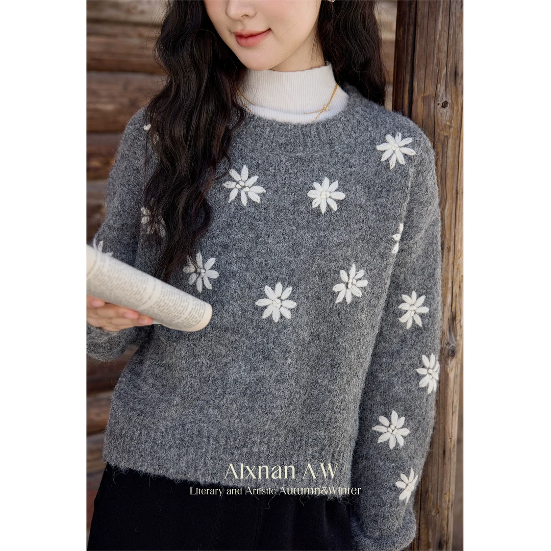 Q鹿向南「雪舞樱华」气质保暖毛衣女装冬感针织上衣L52383