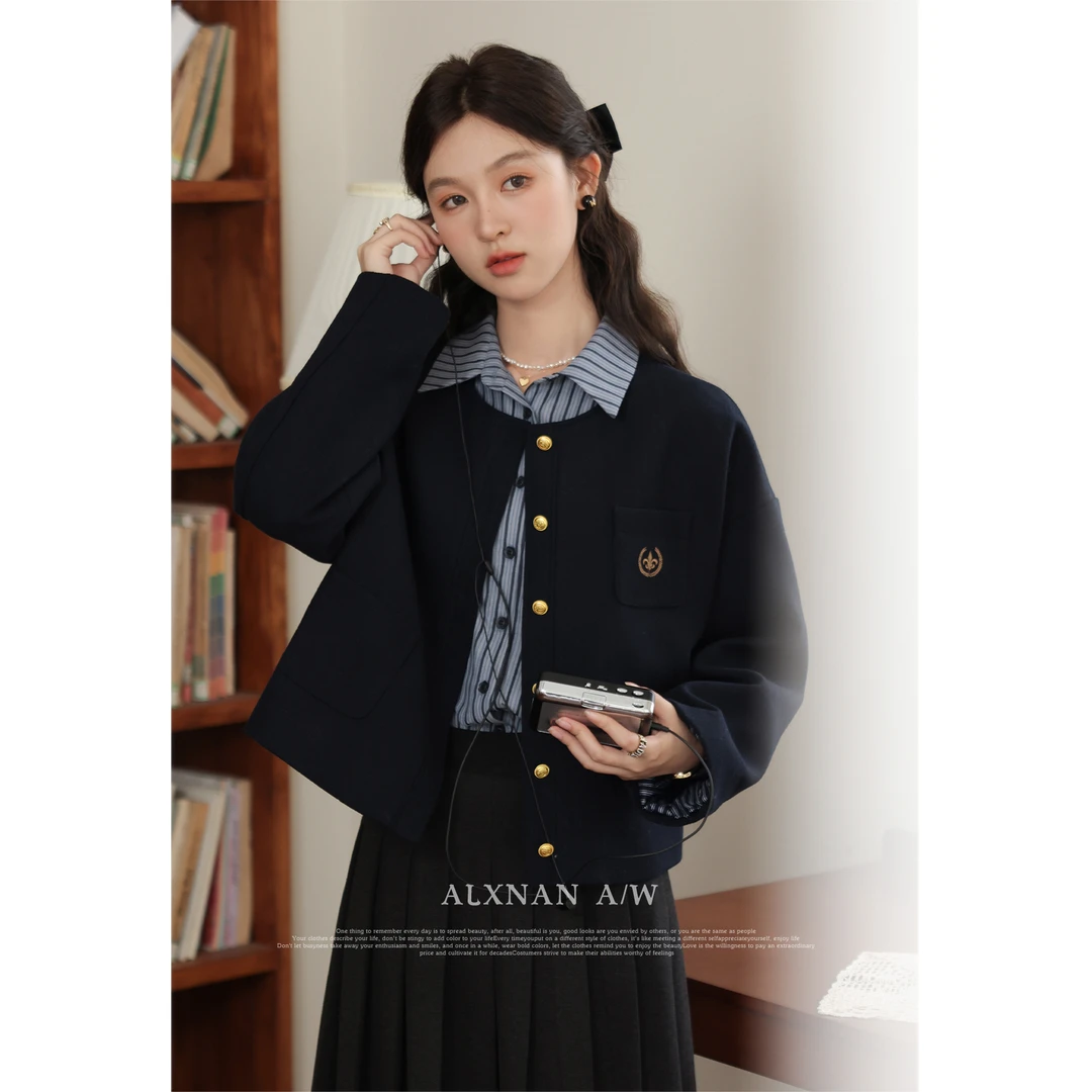 Q鹿向南《弗恩日记》小香风休闲减龄短外套女新款减龄上衣LXN32126