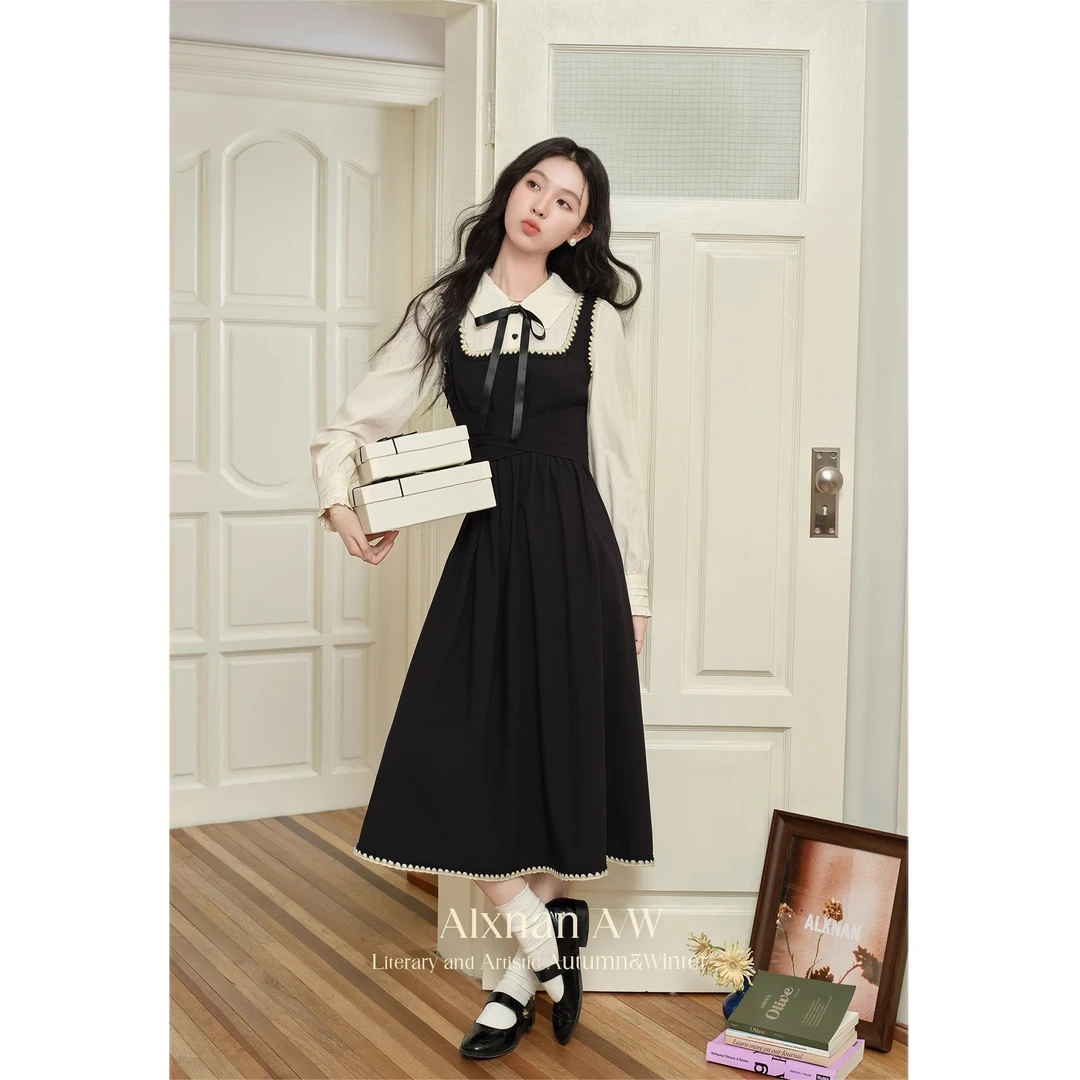 鹿向南《南法假日》2024新款显瘦假两件黑色长袖裙子连衣裙L39725