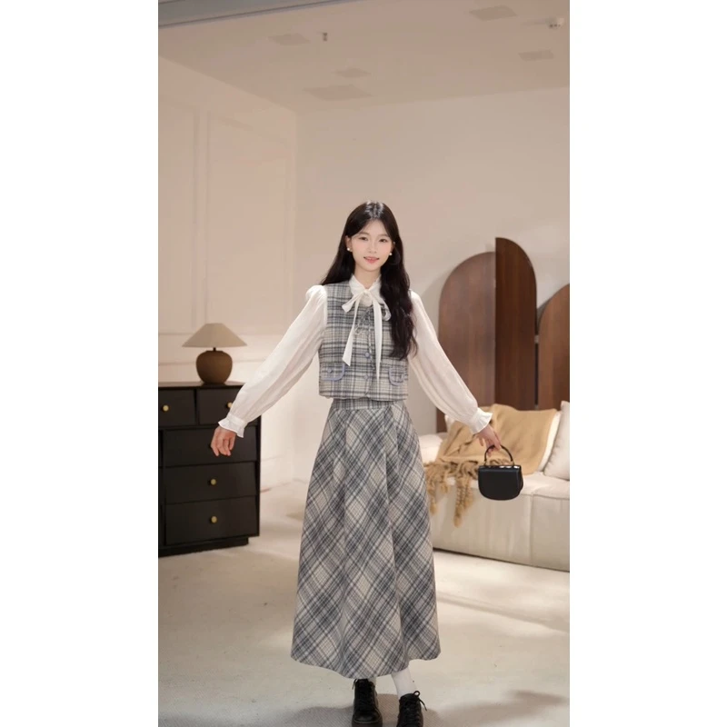 Q鹿向南原创「星河未眠」法式千金风毛呢马甲半裙衬衫套装DYL661298