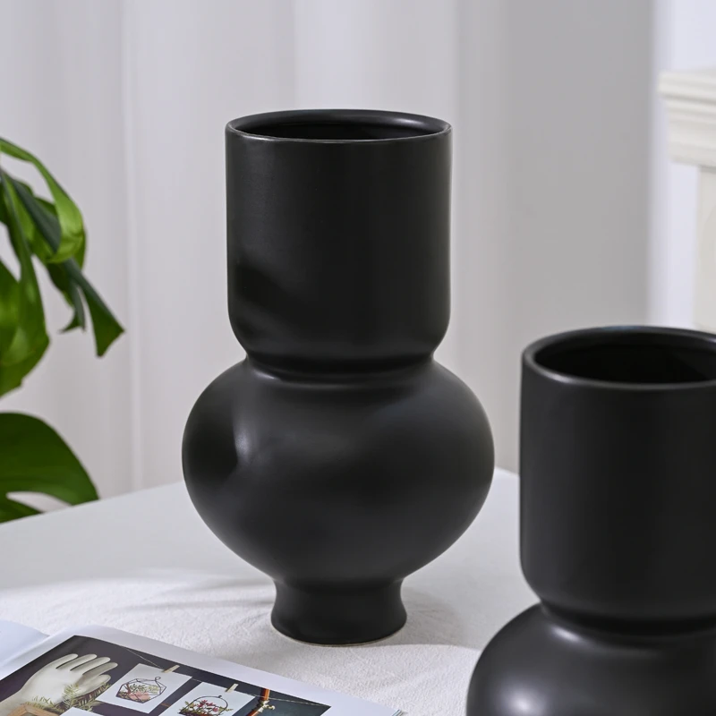 【灯笼花瓶】大号哑光黑陶瓷花瓶无孔家居软装样板摆设花器【走中通】