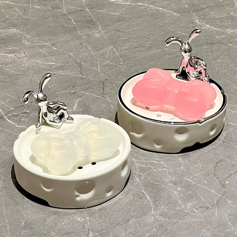 肥皂盒家用高档香皂肥皂收纳盒大号浴室沥水便携式学生宿舍卫生间