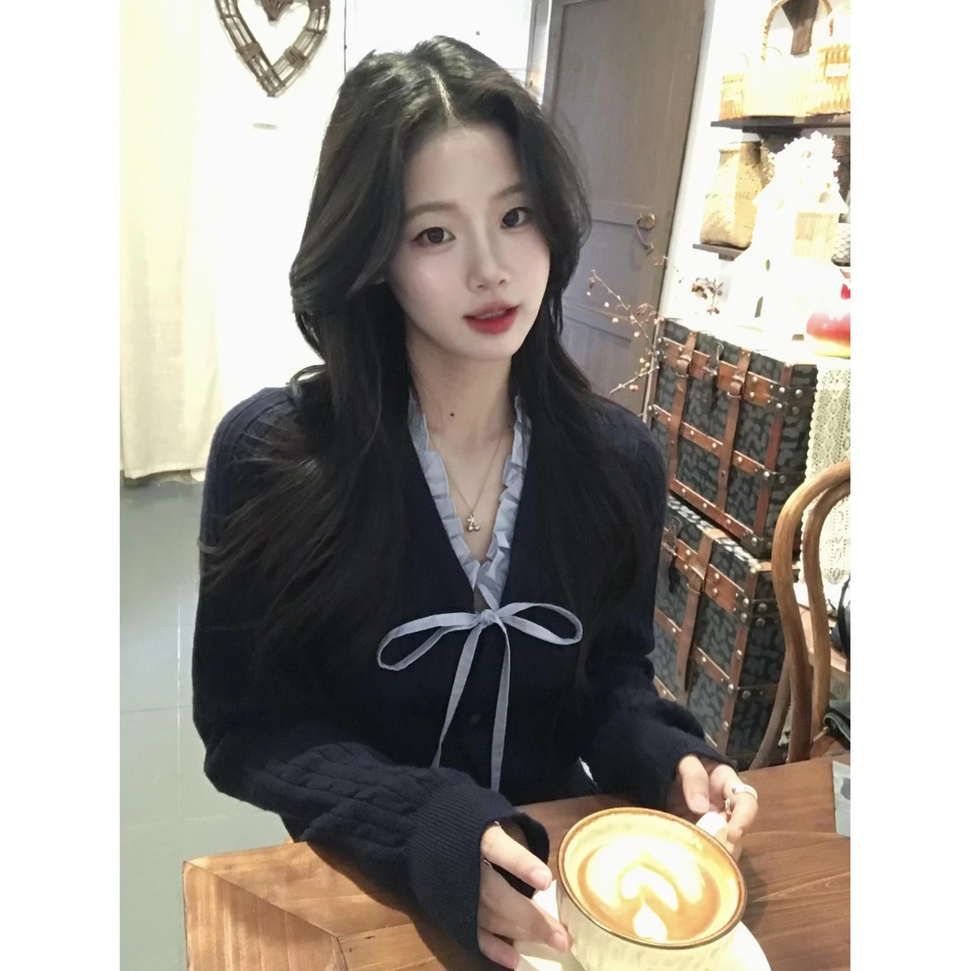 MARIE.COCO少女学院风套装女2025秋冬季V领针织开衫百褶裙两件套