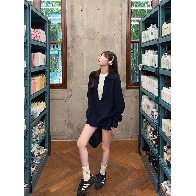 MARIE.COCO慵懒风V领套头毛衣女秋冬季宽松长袖针织衫短裤两件套