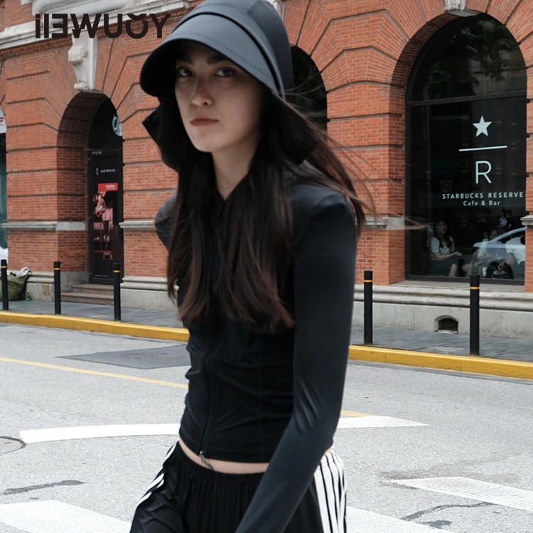 有尾YOUWEI 运动户外修身短款外套薄款连帽防晒1衣Y2423306