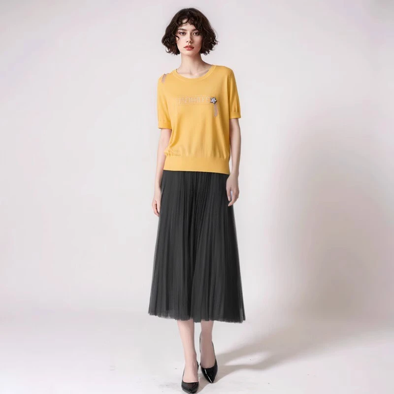 17606 柜货！ 女式夏季黄色薄款圆领短袖针织衫